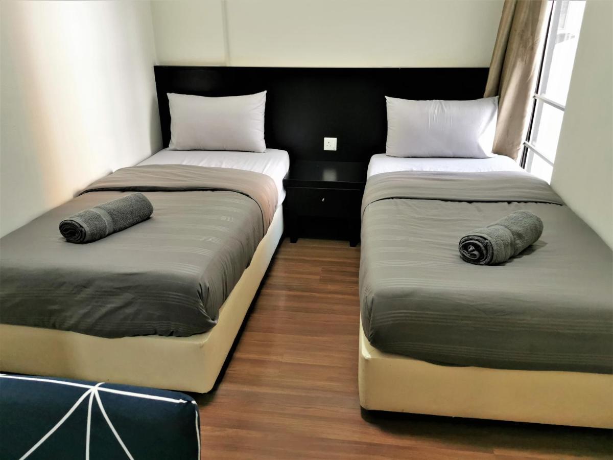 B - Lagoon Water Themepark Suite Melaka Town 外观 照片